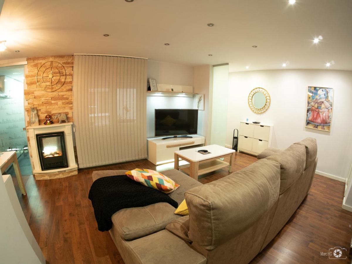 Piso Centrico "Villa Revallines" โอเบียโด ภายนอก รูปภาพ