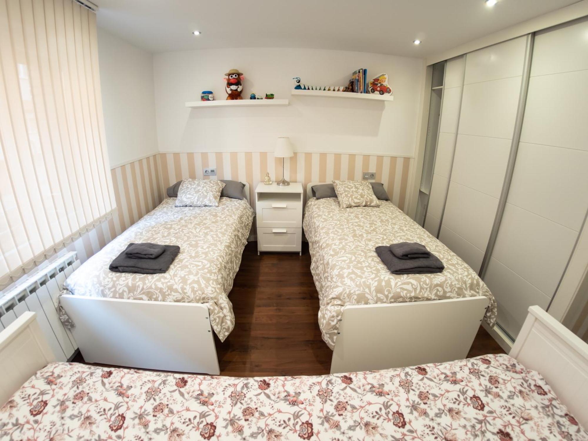 Piso Centrico "Villa Revallines" โอเบียโด ภายนอก รูปภาพ